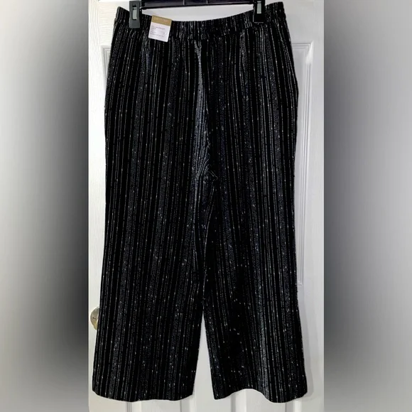 Pantalon Cheville Chico's Noir - Taille 8, Longueur 28 Pouces - Occasion Très Bon état